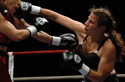 Chika Nakumura Tiffany Junot womens lightweight boxing