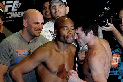 UFC 117 Oakland weigh-in Anderson Silva Chael Sonnen